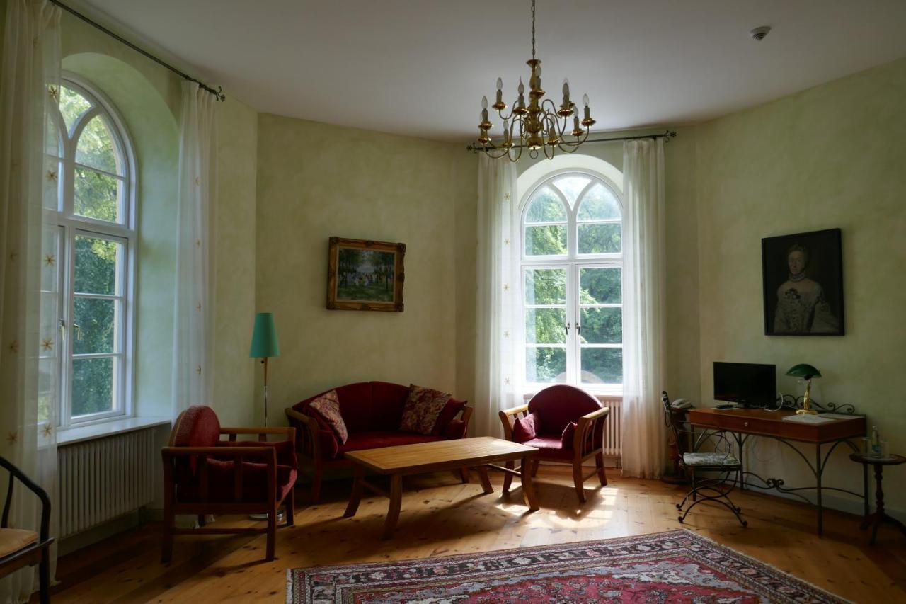 Landhaus Schloss Koelzow Kolzow Экстерьер фото