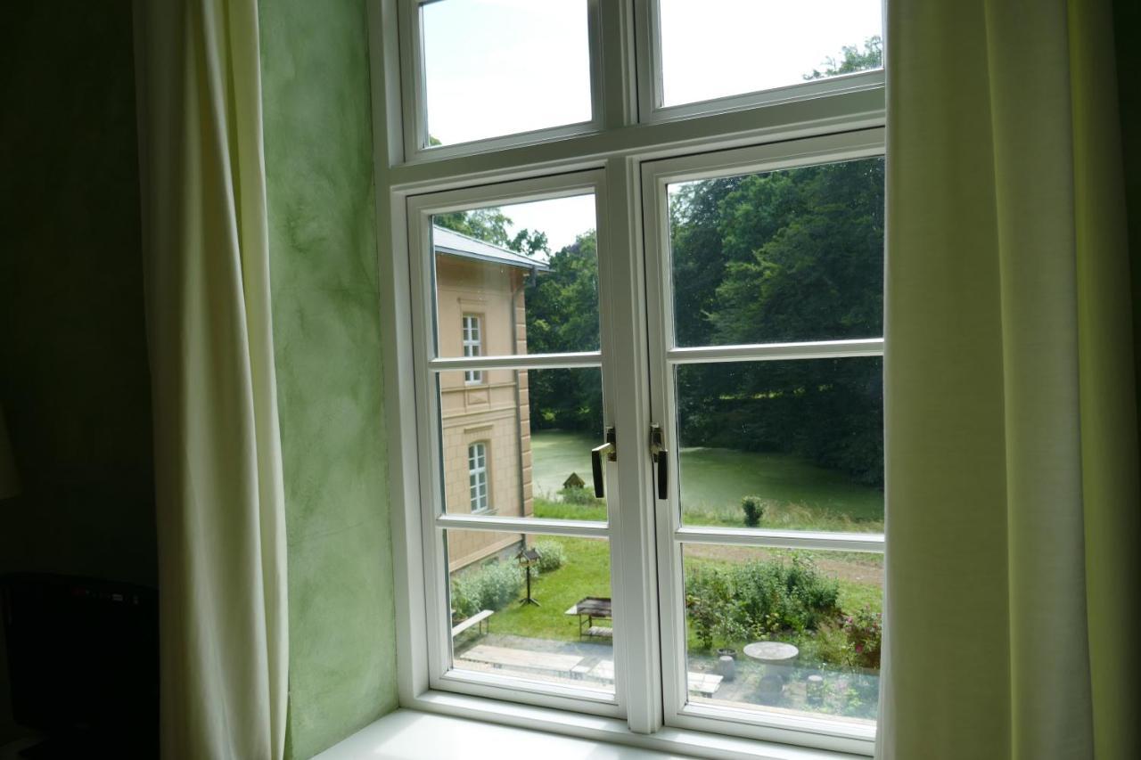 Landhaus Schloss Koelzow Kolzow Экстерьер фото
