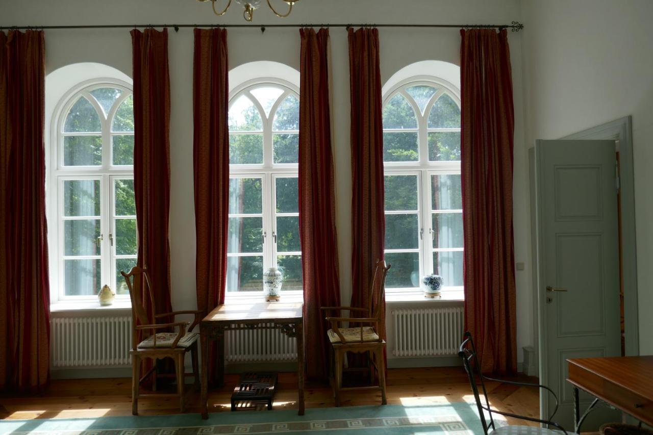 Landhaus Schloss Koelzow Kolzow Экстерьер фото