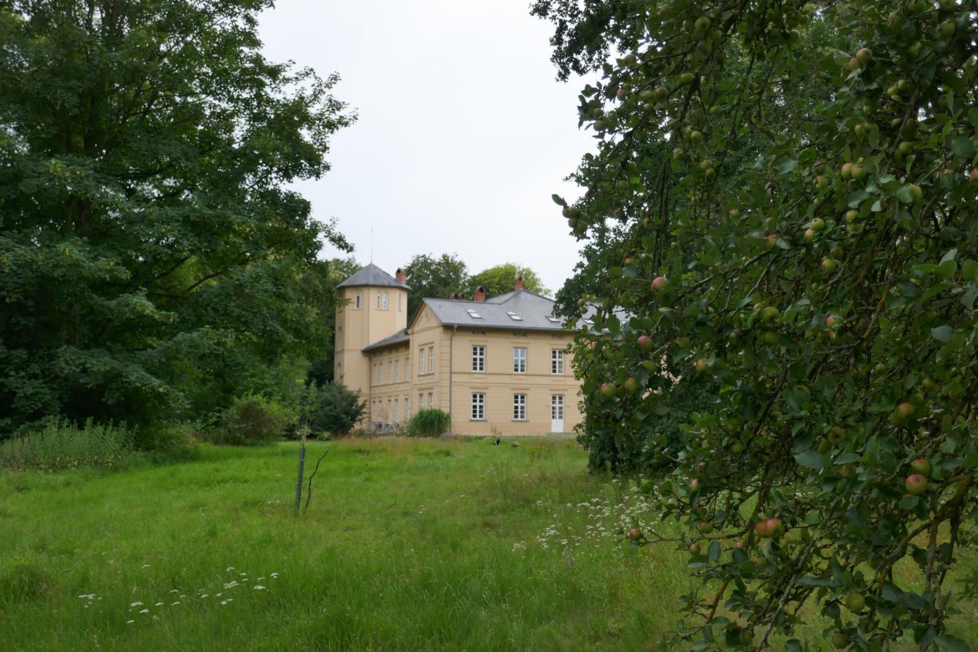 Landhaus Schloss Koelzow Kolzow Экстерьер фото